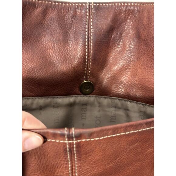 Margot of New York Beautiful Large Leather Crossbody / Shoulder Purse - Picture 8 of 16